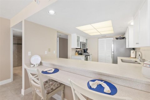 Condominio en venta en Daytona Beach Shores, Florida, 2 dormitorios, 126.63 m2 № 1913216 - foto 14