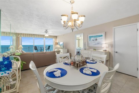 Condominio en venta en Daytona Beach Shores, Florida, 2 dormitorios, 126.63 m2 № 1913216 - foto 13