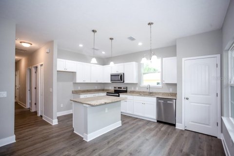 Villa ou maison à vendre à Trenton, Floride: 2 chambres, 89.09 m2 № 1771541 - photo 5