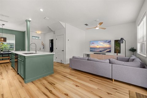 Touwnhouse à vendre à Orlando, Floride: 2 chambres, 123 m2 № 2334158 - photo 13