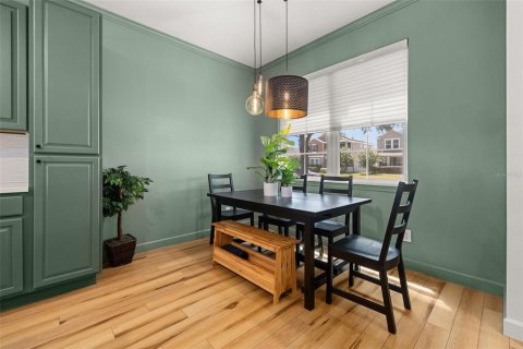 Touwnhouse à vendre à Orlando, Floride: 2 chambres, 123 m2 № 2334158 - photo 4