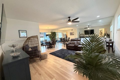 Купить кондоминиум в Бойнтон-Бич, Флорида 1 спальня, 88.26м2, № 2005954 - фото 1