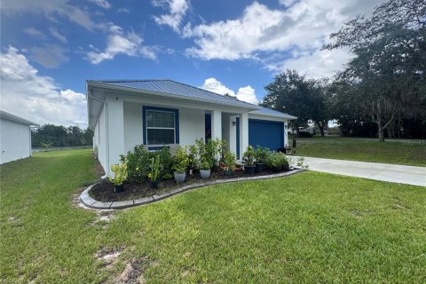 Villa ou maison à vendre à Osteen, Floride: 3 chambres, 135.45 m2 № 1837759 - photo 3