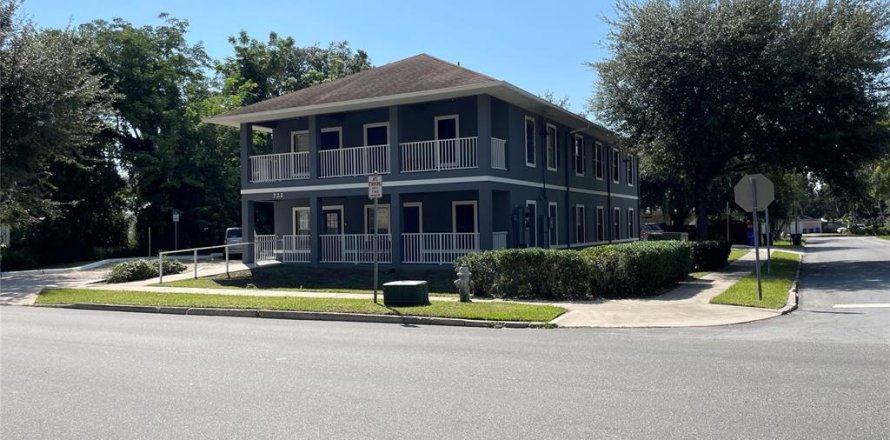 Immobilier commercial à Kissimmee, Floride 461.72 m2 № 2143961