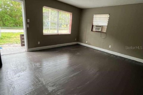House in Orlando, Florida 3 bedrooms, 139.35 sq.m. № 2224415 - photo 19