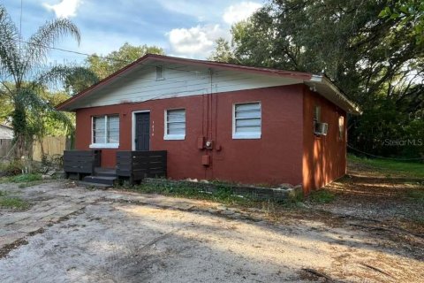 House in Orlando, Florida 3 bedrooms, 139.35 sq.m. № 2224415 - photo 23