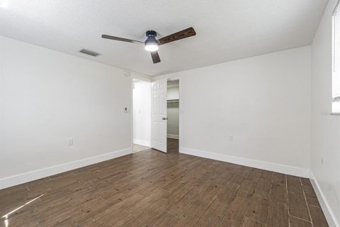 House in Holiday, Florida 3 bedrooms, 122.63 sq.m. № 1900829 - photo 20