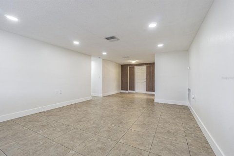 House in Holiday, Florida 3 bedrooms, 122.63 sq.m. № 1900829 - photo 3