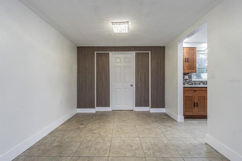 House in Holiday, Florida 3 bedrooms, 122.63 sq.m. № 1900829 - photo 4