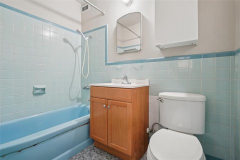 House in Gainesville, Florida 3 bedrooms, 129.97 sq.m. № 1799742 - photo 15
