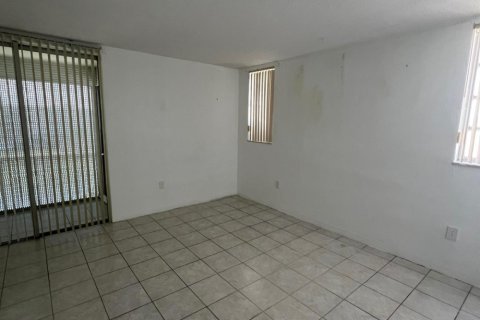 Condominio en venta en Aventura, Florida, 2 dormitorios, 89.65 m2 № 2146186 - foto 19