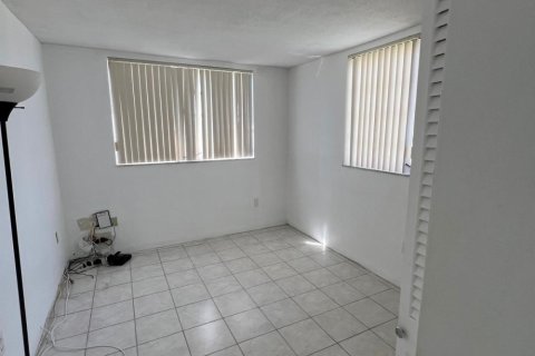 Condominio en venta en Aventura, Florida, 2 dormitorios, 89.65 m2 № 2146186 - foto 10