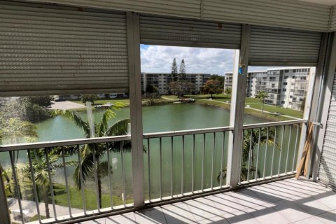 Condominio en venta en Aventura, Florida, 2 dormitorios, 89.65 m2 № 2146186 - foto 25
