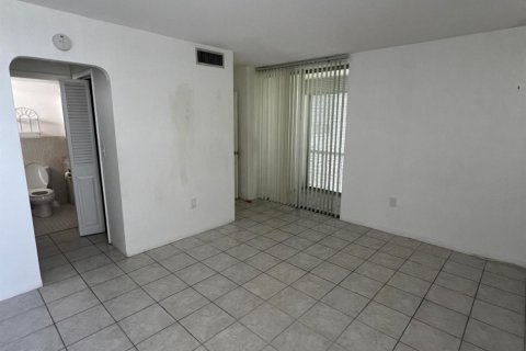 Condominio en venta en Aventura, Florida, 2 dormitorios, 89.65 m2 № 2146186 - foto 20