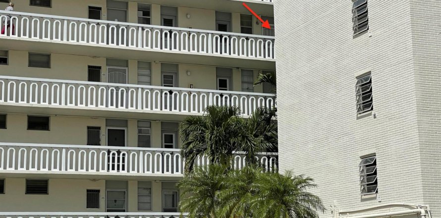 Condominio en Aventura, Florida, 2 dormitorios № 2146186