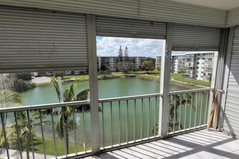 Condominio en venta en Aventura, Florida, 2 dormitorios, 89.65 m2 № 2146186 - foto 27