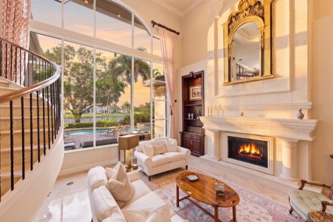 House in Palm Beach Gardens, Florida 5 bedrooms, 494.61 sq.m. № 2146651 - photo 10