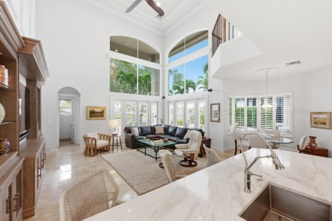House in Palm Beach Gardens, Florida 5 bedrooms, 494.61 sq.m. № 2146651 - photo 19
