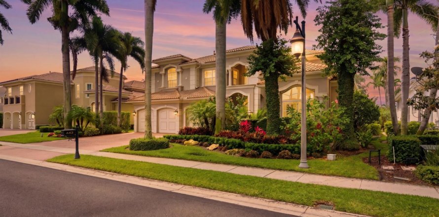 House in Palm Beach Gardens, Florida 5 bedrooms, 494.61 sq.m. № 2146651