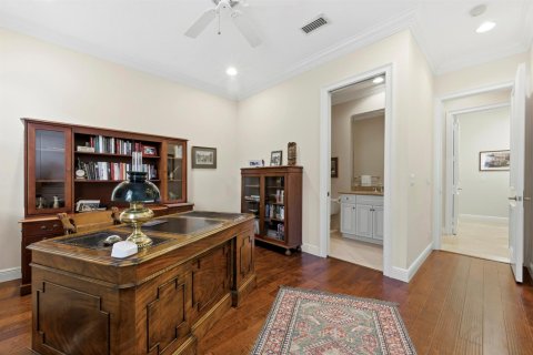 House in Palm Beach Gardens, Florida 5 bedrooms, 494.61 sq.m. № 2146651 - photo 26