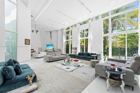 Casa en venta en Golden Beach, Florida, 6 dormitorios, 673.45 m2 № 1703289 - foto 14