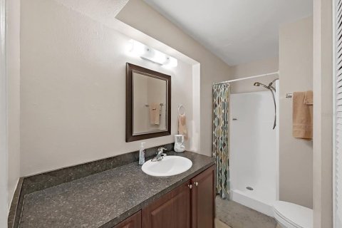 House in Tampa, Florida 3 bedrooms, 92.9 sq.m. № 1805299 - photo 15