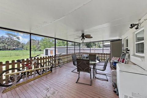 House in Tampa, Florida 3 bedrooms, 92.9 sq.m. № 1805299 - photo 23