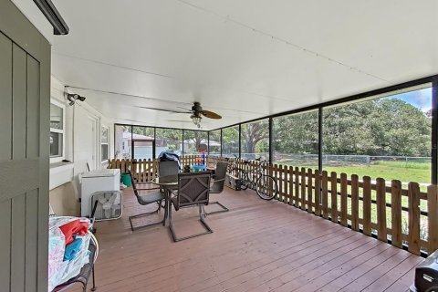 House in Tampa, Florida 3 bedrooms, 92.9 sq.m. № 1805299 - photo 24