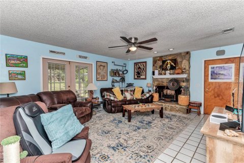 House in Citra, Florida 3 bedrooms, 174.1 sq.m. № 1680738 - photo 22