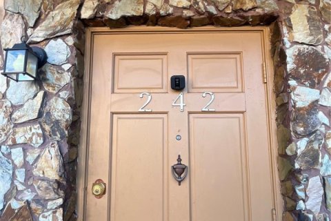 Таунхаус в Дания-Бич, Флорида 2 спальни, 95.13м2 № 1995387