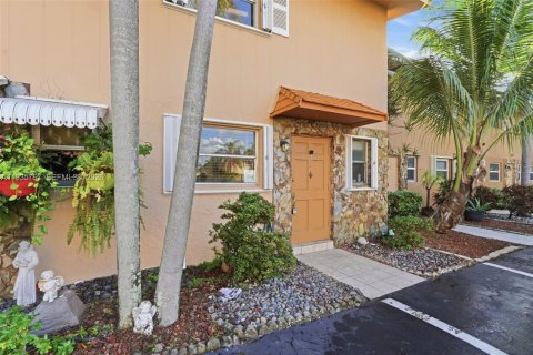 Купить таунхаус в Дания-Бич, Флорида 2 спальни, 95.13м2, № 1995387 - фото 10