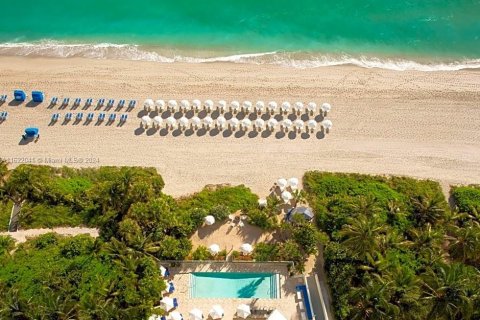 Condo in Sunny Isles Beach, Florida, 2 bedrooms  № 1753415 - photo 4