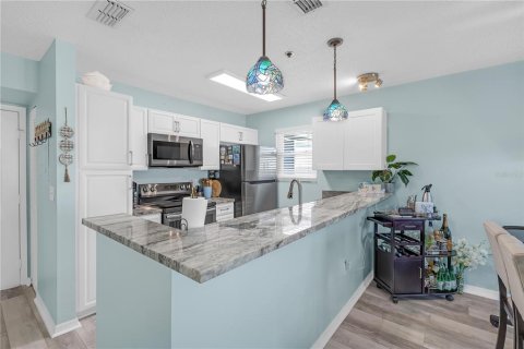 Condominio en venta en New Port Richey, Florida, 1 dormitorio, 63.17 m2 № 1536677 - foto 8