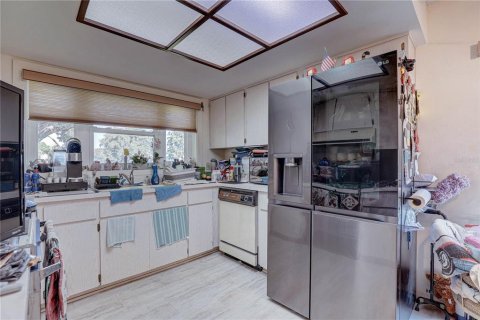 Casa en venta en New Port Richey, Florida, 2 dormitorios, 114.27 m2 № 1833344 - foto 13
