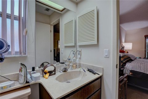 Casa en venta en New Port Richey, Florida, 2 dormitorios, 114.27 m2 № 1833344 - foto 17