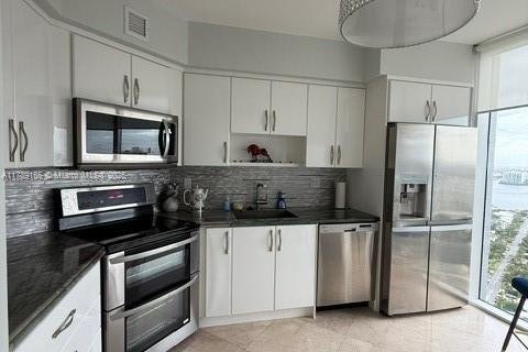 Condominio en alquiler en Sunny Isles Beach, Florida, 2 dormitorios, 176.79 m2 № 2054590 - foto 22