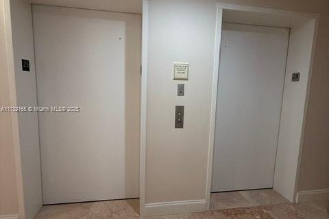 Condominio en alquiler en Sunny Isles Beach, Florida, 2 dormitorios, 176.79 m2 № 2054590 - foto 11