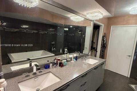 Condominio en alquiler en Sunny Isles Beach, Florida, 2 dormitorios, 176.79 m2 № 2054590 - foto 28