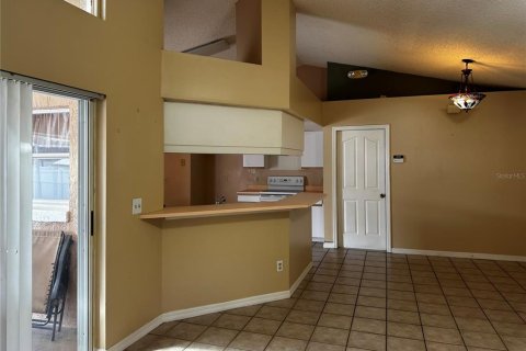 House in Davenport, Florida 3 bedrooms, 147.9 sq.m. № 1524346 - photo 12