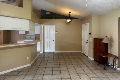 House in Davenport, Florida 3 bedrooms, 147.9 sq.m. № 1524346 - photo 10