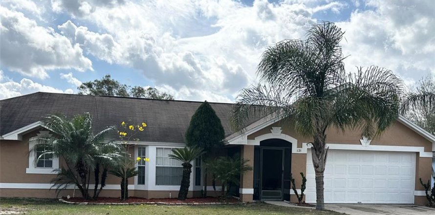 House in Davenport, Florida 3 bedrooms, 147.9 sq.m. № 1524346
