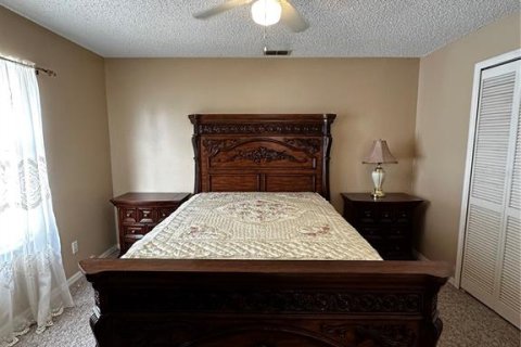 House in Davenport, Florida 3 bedrooms, 147.9 sq.m. № 1524346 - photo 21