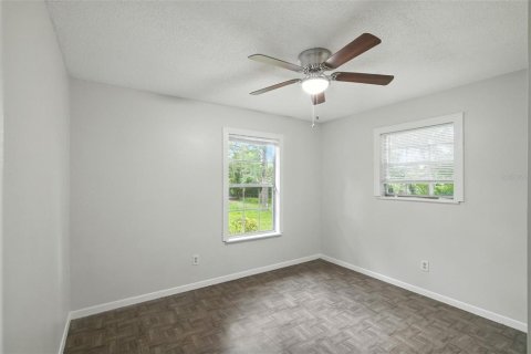 Villa ou maison à vendre à Apopka, Floride: 3 chambres, 125.6 m2 № 1911236 - photo 22