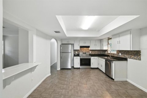 Villa ou maison à vendre à Apopka, Floride: 3 chambres, 125.6 m2 № 1911236 - photo 7
