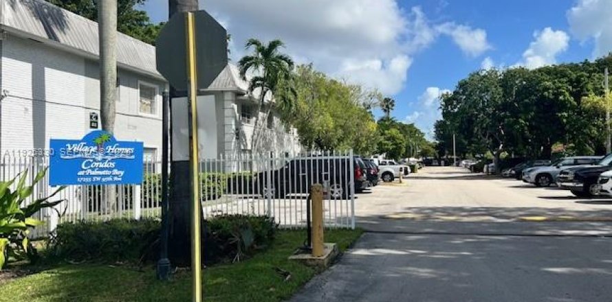 Квартира в Пальметто-Бей, Флорида 2 спальни, 61.69м2 № 1983995