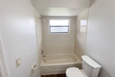 Купить виллу или дом в Киссимми, Флорида 3 комнаты, 110.93м2, № 2227762 - фото 17
