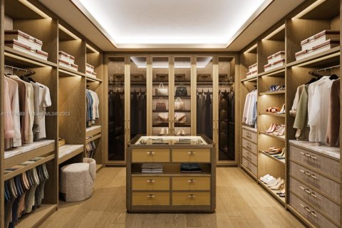 Condo in Fisher Island, Florida, 3 bedrooms  № 1959659 - photo 19