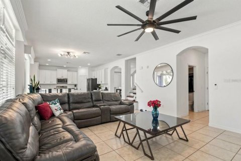 House in Lutz, Florida 4 bedrooms, 272.2 sq.m. № 2425956 - photo 18
