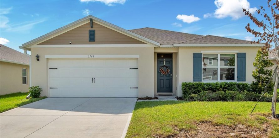 House in Sanford, Florida 4 bedrooms, 170.57 sq.m. № 2150480