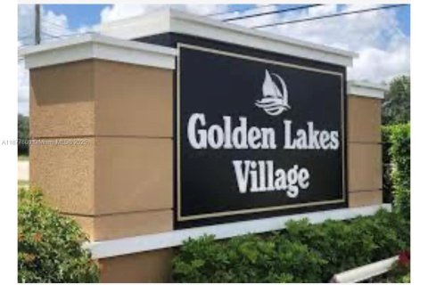 Condo in West Palm Beach, Florida, 2 bedrooms  № 1922795 - photo 18